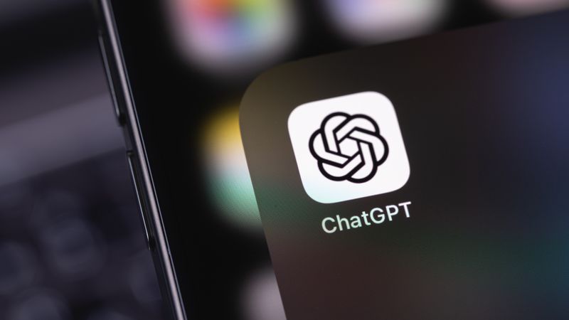 Should You Start a New Chat with ChatGPT Every Time? Here’s the Smartest Way to Use It in 2025